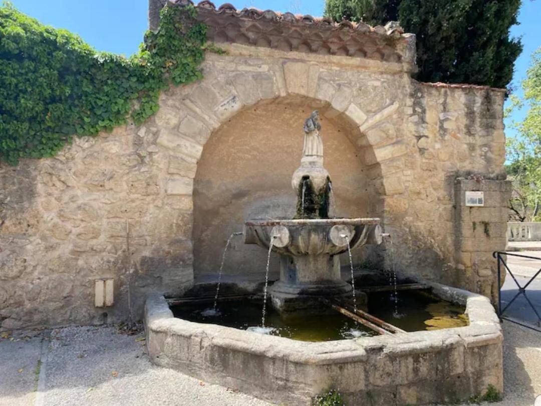 Bastide De L'Oliveraie Avec Jacuzzi Jouques 外观 照片